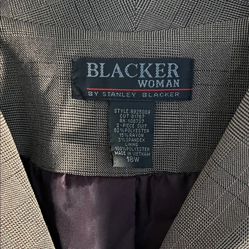 NWT Blacker Woman Taupe Blazer